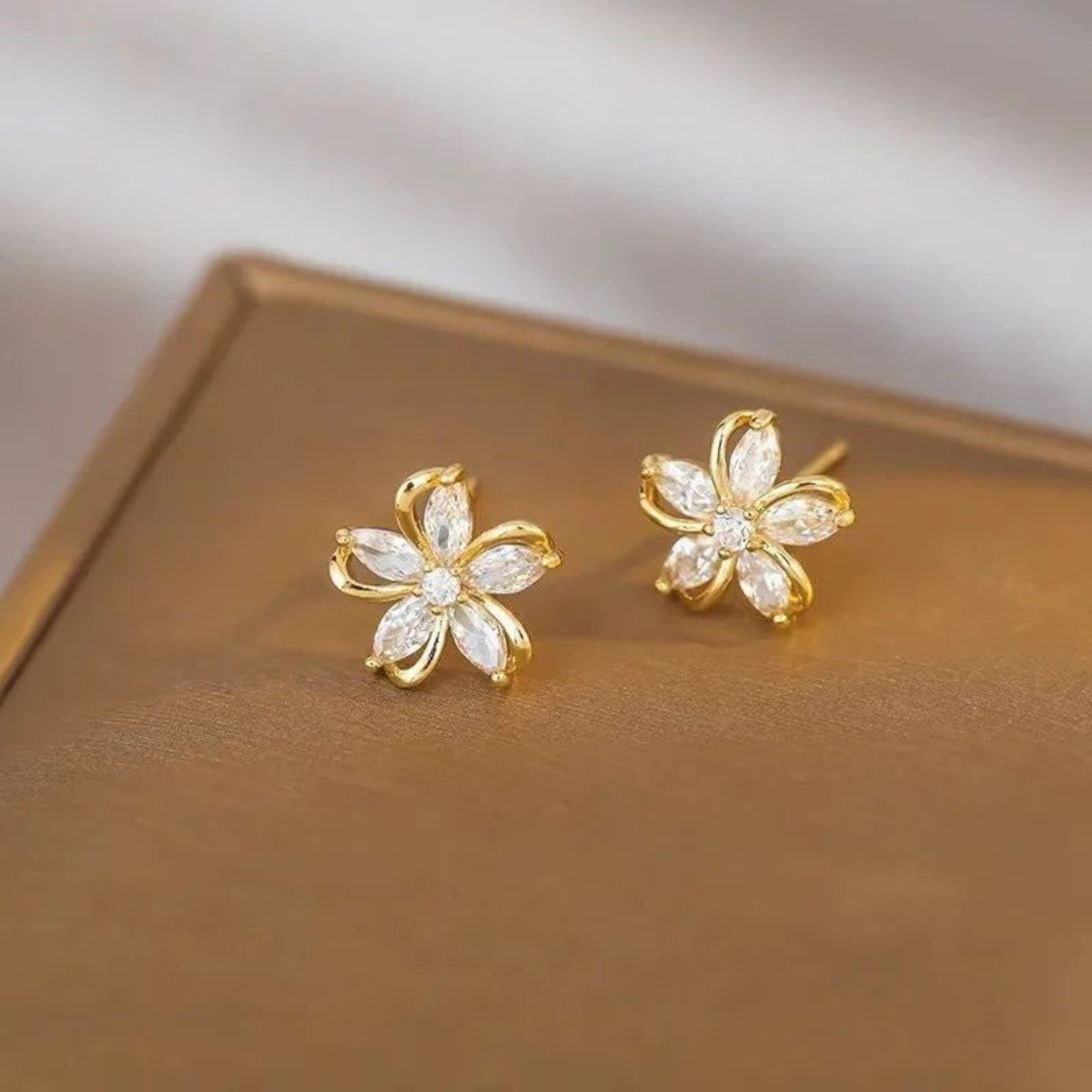 Brinco Floral Grace